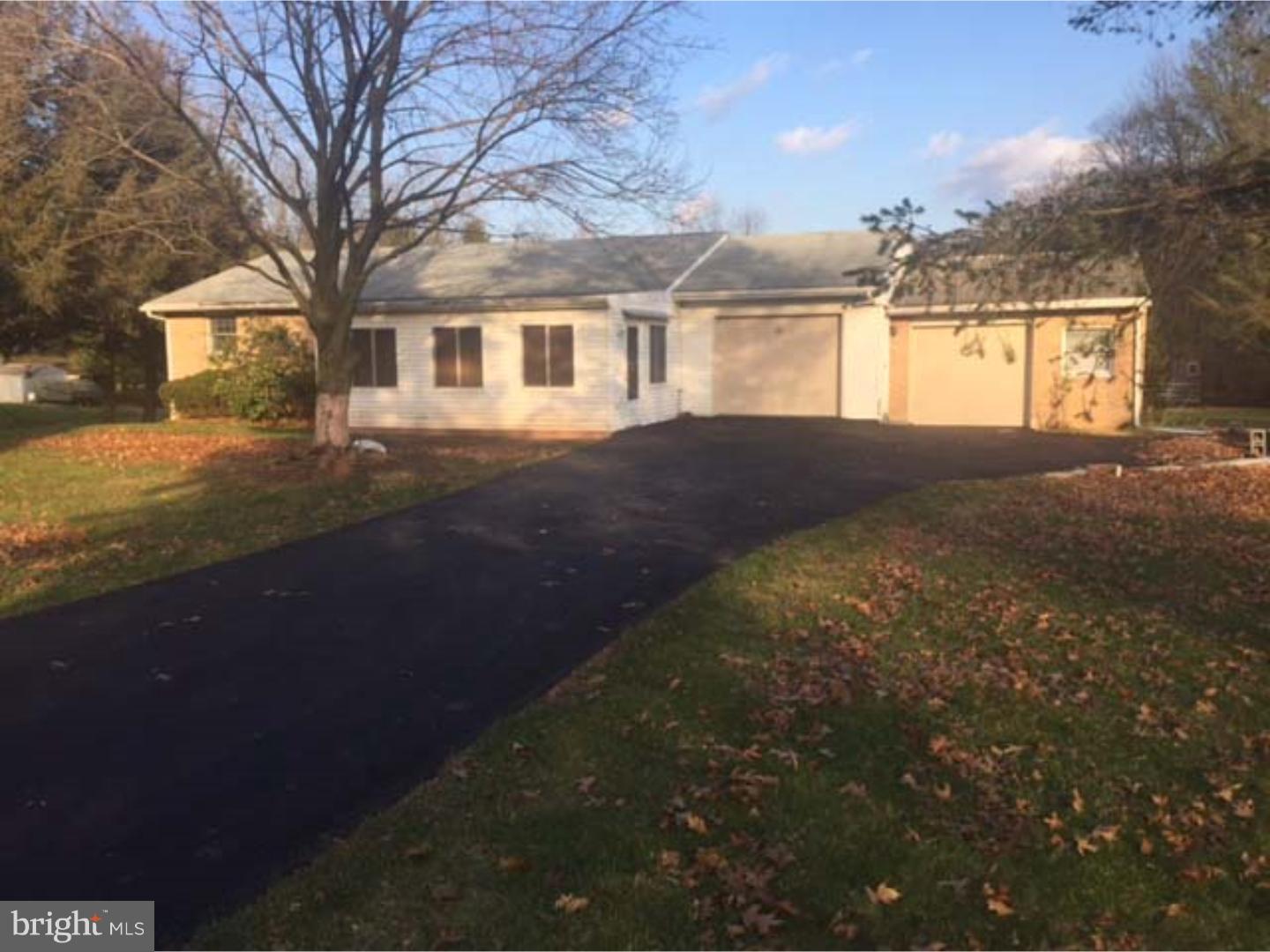 11 Moore Road Mohnton, PA 19540 - Photo 3 of 23