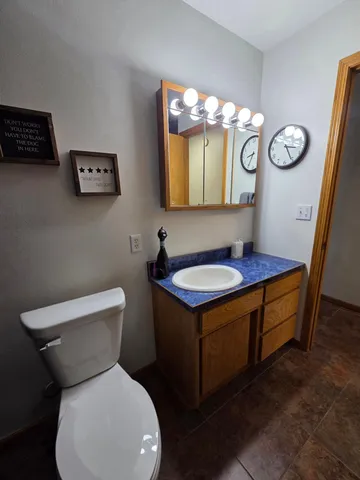 $250,000 | 601 4th Street Northwest, Twin Valley, MN 56584