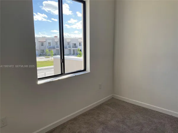 an empty room with a empty space