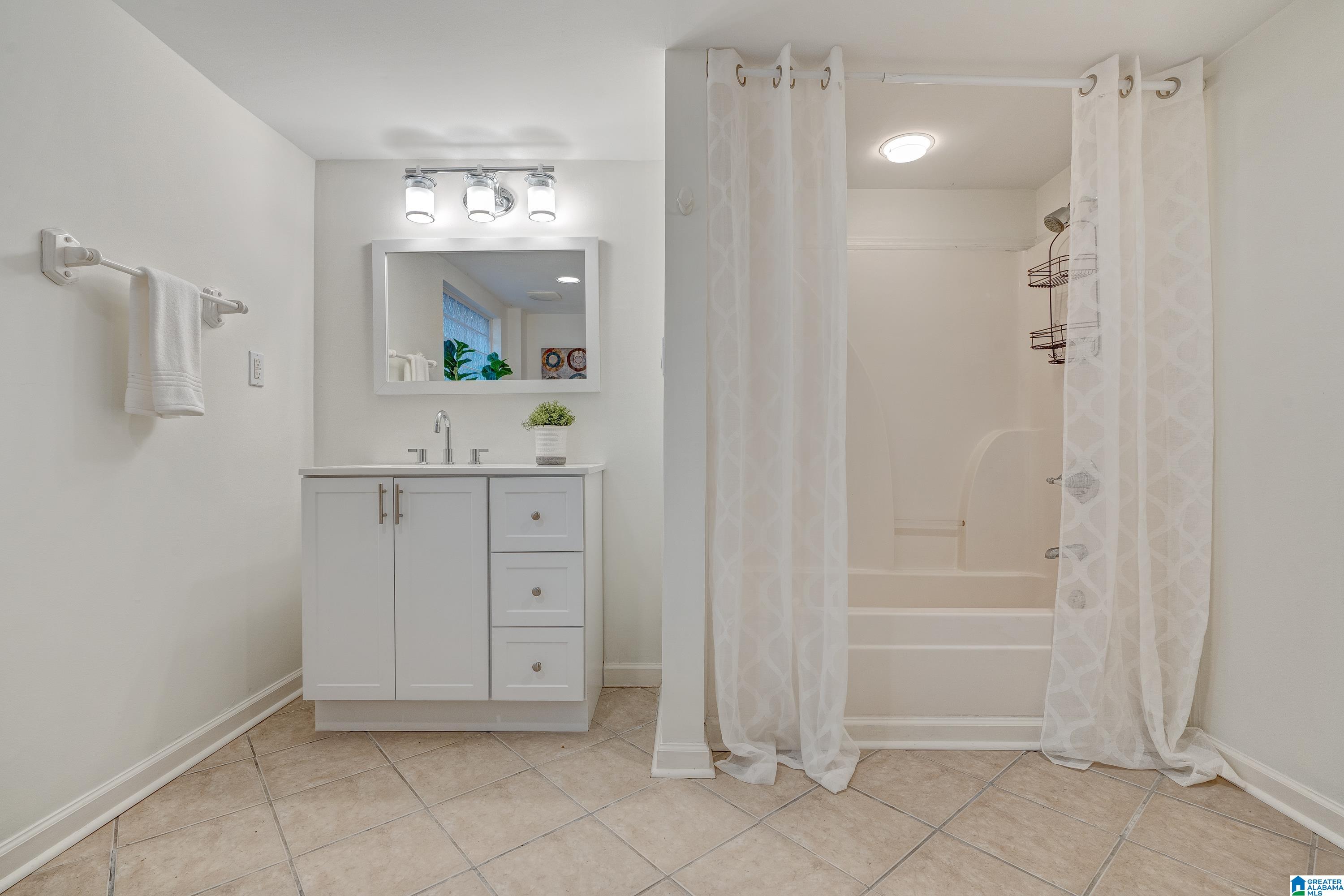 1503 Oxmoor Road Birmingham, AL 35209 - Photo 27 of 39