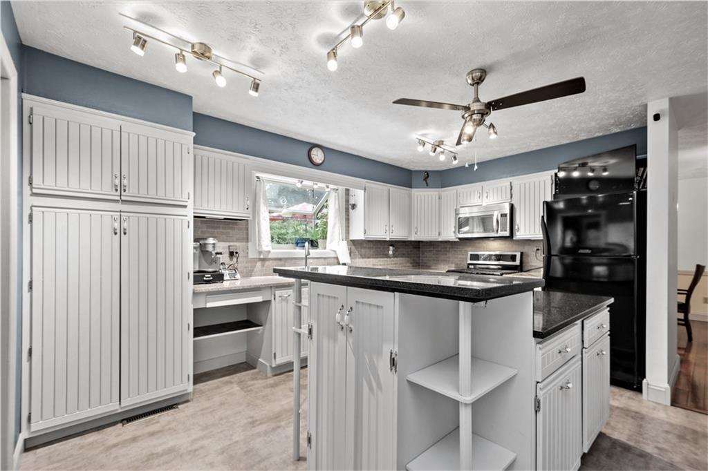 5200 Ferguson Road Indiana, PA 15701 - Photo 6 of 25 Gallery Image 6