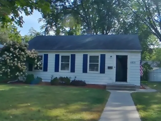 $2,029 | 6821 Thomas Avenue South, Richfield, MN 55423