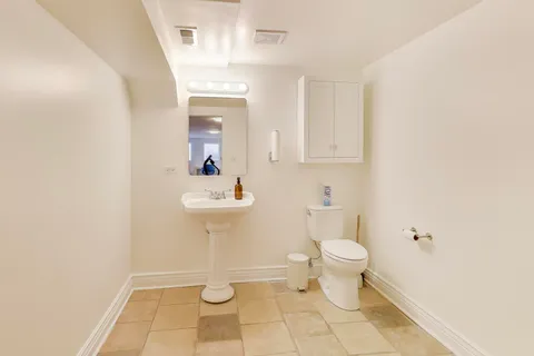 $465,000 | 2537 North Hamlin Avenue, Unit 1S, Chicago, IL 60647