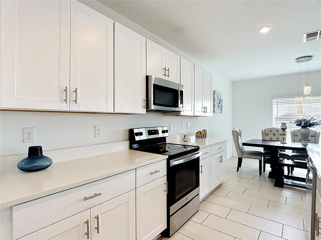 246 Zircon Road Kissimmee, FL 34758 - Photo 5 of 66
