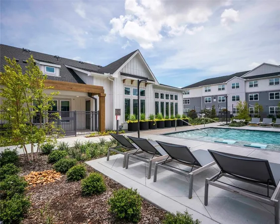 $1,695 | 13958 Cottingham Road, Unit 8304, Houston, TX 77048