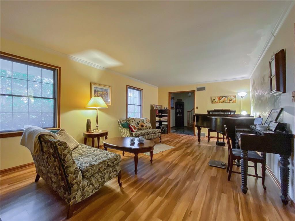 6052 Tuscarawas Road Beaver, PA 15009 - Photo 12 of 24