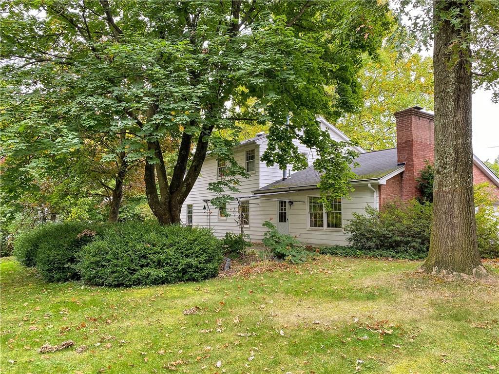 6052 Tuscarawas Road Beaver, PA 15009 - Photo 5 of 24