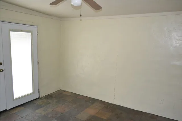 $1,795 | 505 Foch Street, Bryan, TX 77801