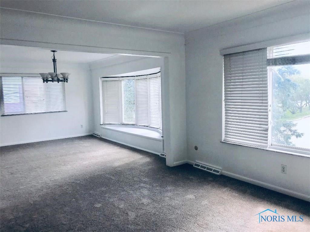 2148 Richards Road, Unit 27 Toledo, OH 43606 - Photo 7 of 23 Gallery Image 7
