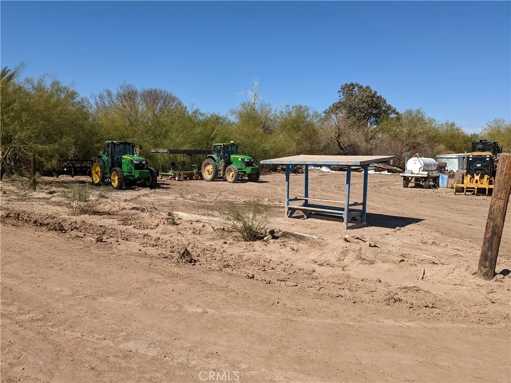 0 Whitmore Winterhaven, CA 92283 - Photo 2 of 3 a view of a dirt area with a large tree