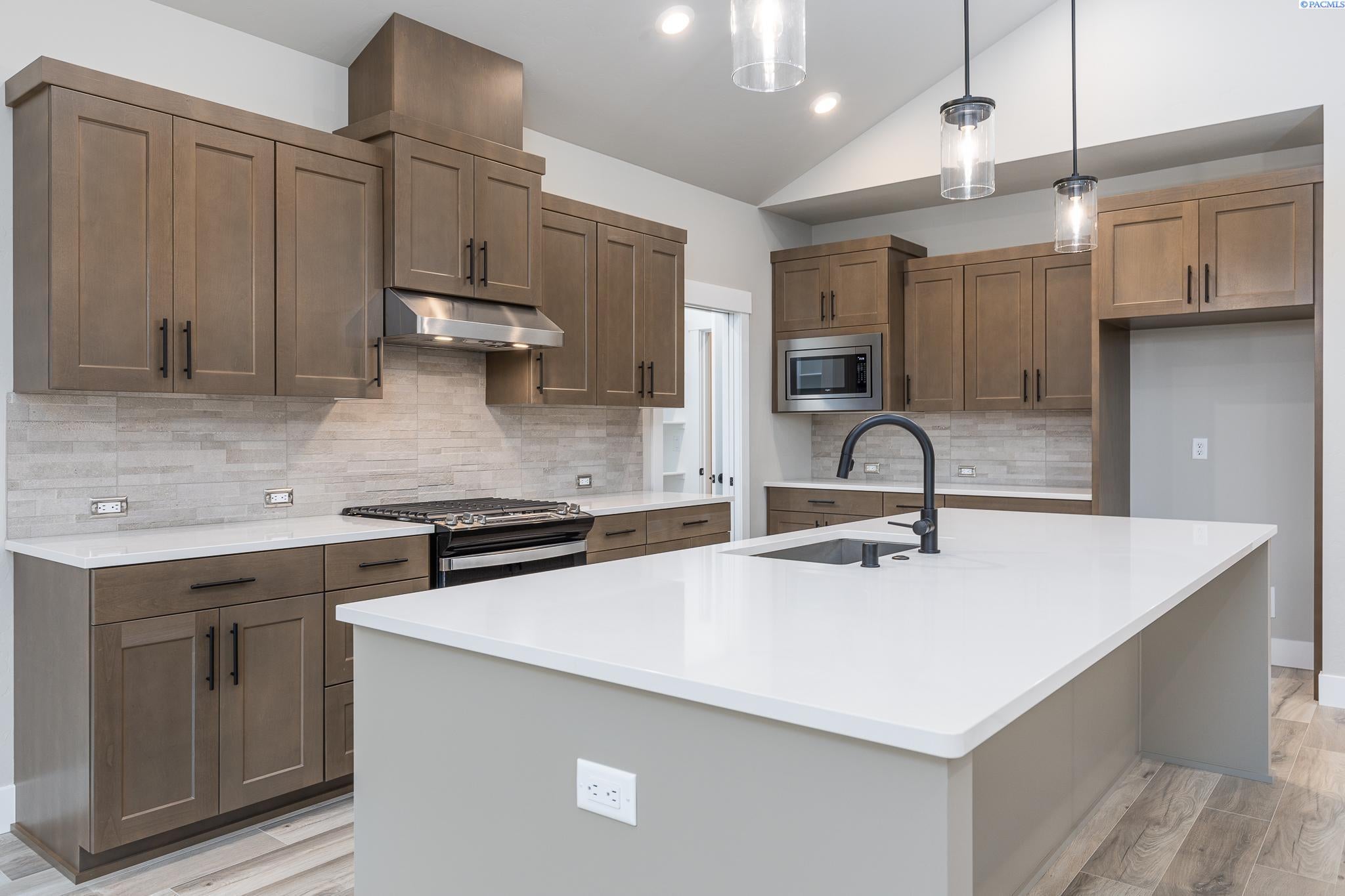 2716 Ketch Road Richland, WA 99354 - Photo 5 of 34 Gallery Image 5