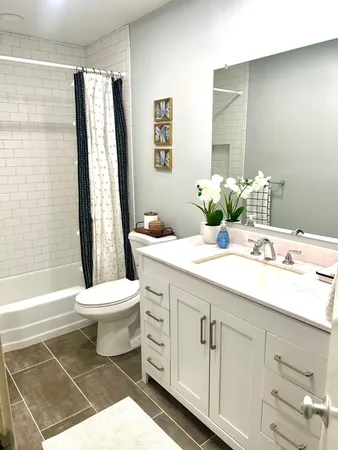 $138,000 | 6423 Colony Way, Unit 3L, Edina, MN 55435