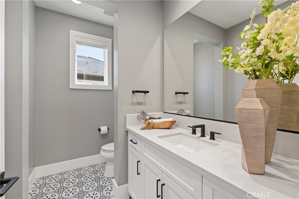 28710 Hidden Trail Silverado, CA 92676 - Photo 26 of 57