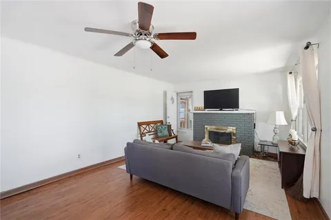 $275,000 | 6333 Baltimore Avenue, Kansas City, MO 64113