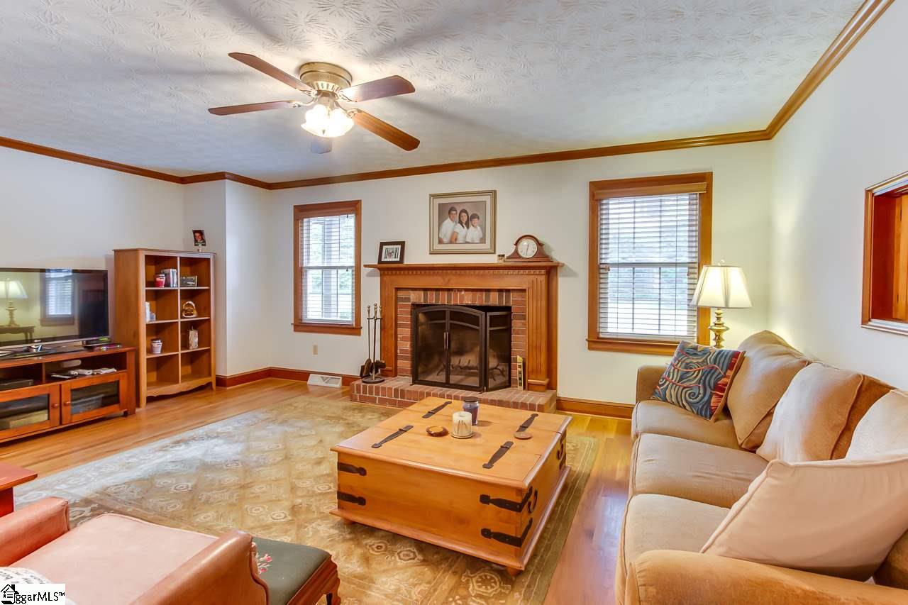 103 Stone Creek Road Greer, SC 29650 - Photo 11 of 34 Gallery Image 11