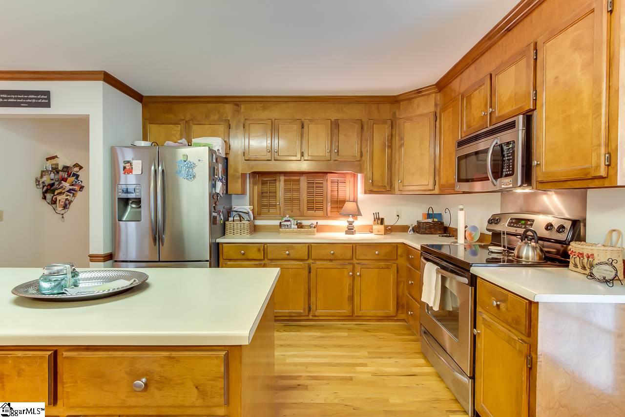 103 Stone Creek Road Greer, SC 29650 - Photo 16 of 34 Gallery Image 16