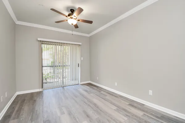 $1,352 | 2222 Maroneal Street, Unit 1345, Houston, TX 77030