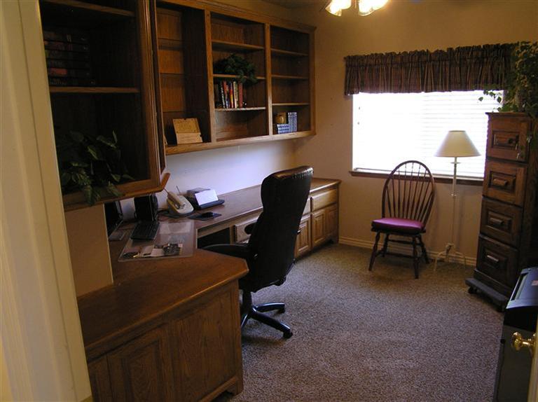 27881 Bear Valley Road Tehachapi, CA 93561 - Photo 77 of 81 Gallery Image 77