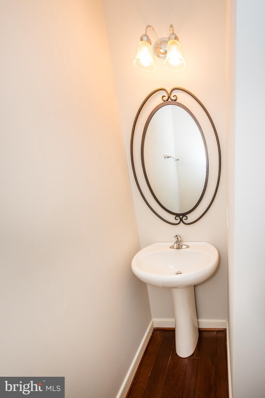 4010 Ward Road Pasadena, MD 21122 - Photo 18 of 39 Powder room