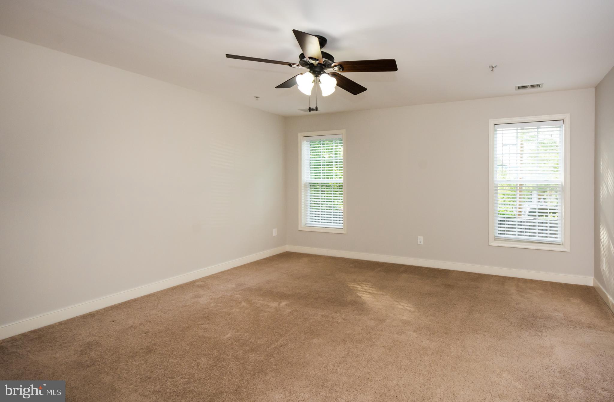 4010 Ward Road Pasadena, MD 21122 - Photo 22 of 39 Spacious bedroom