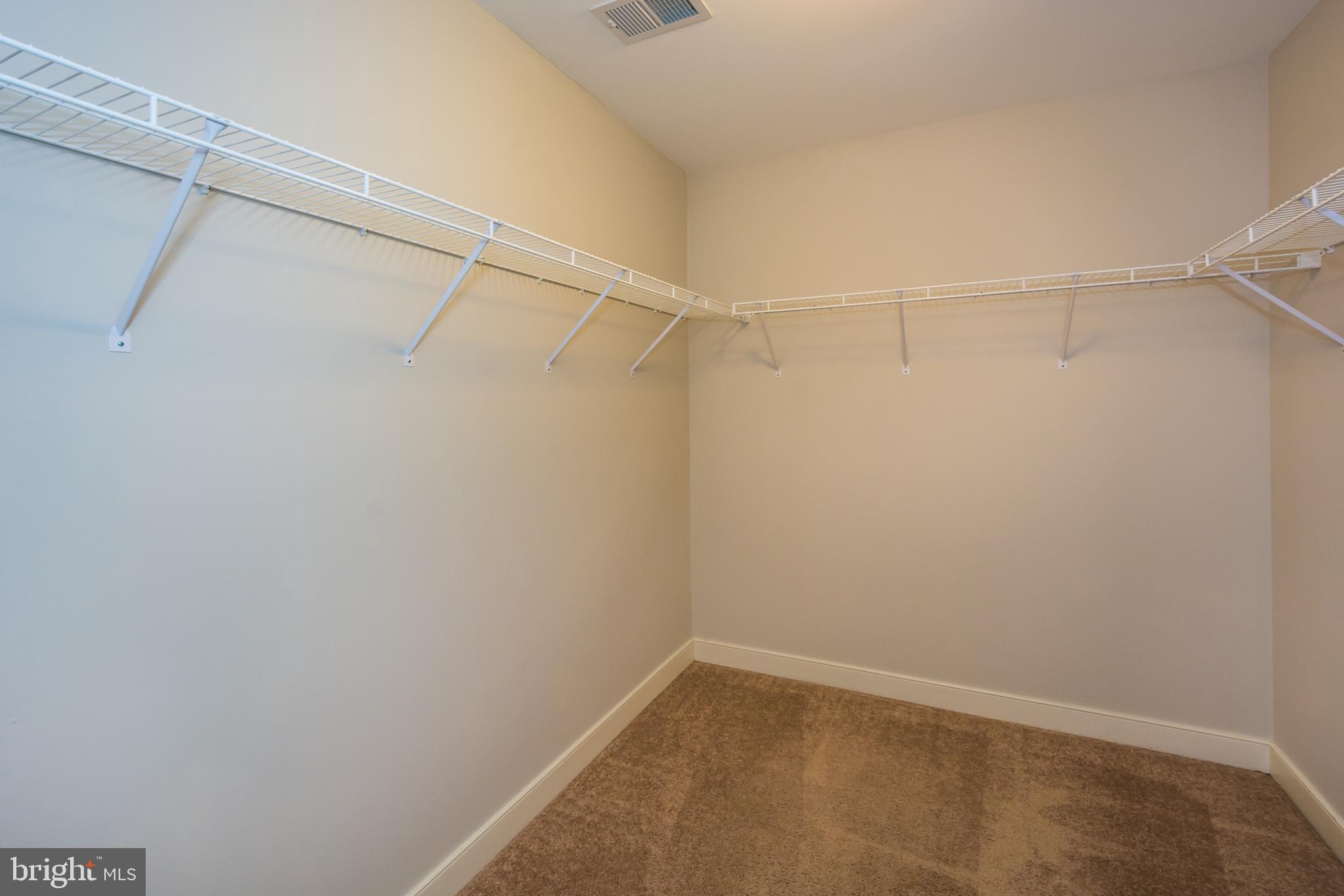 4010 Ward Road Pasadena, MD 21122 - Photo 23 of 39 Walk-in closet