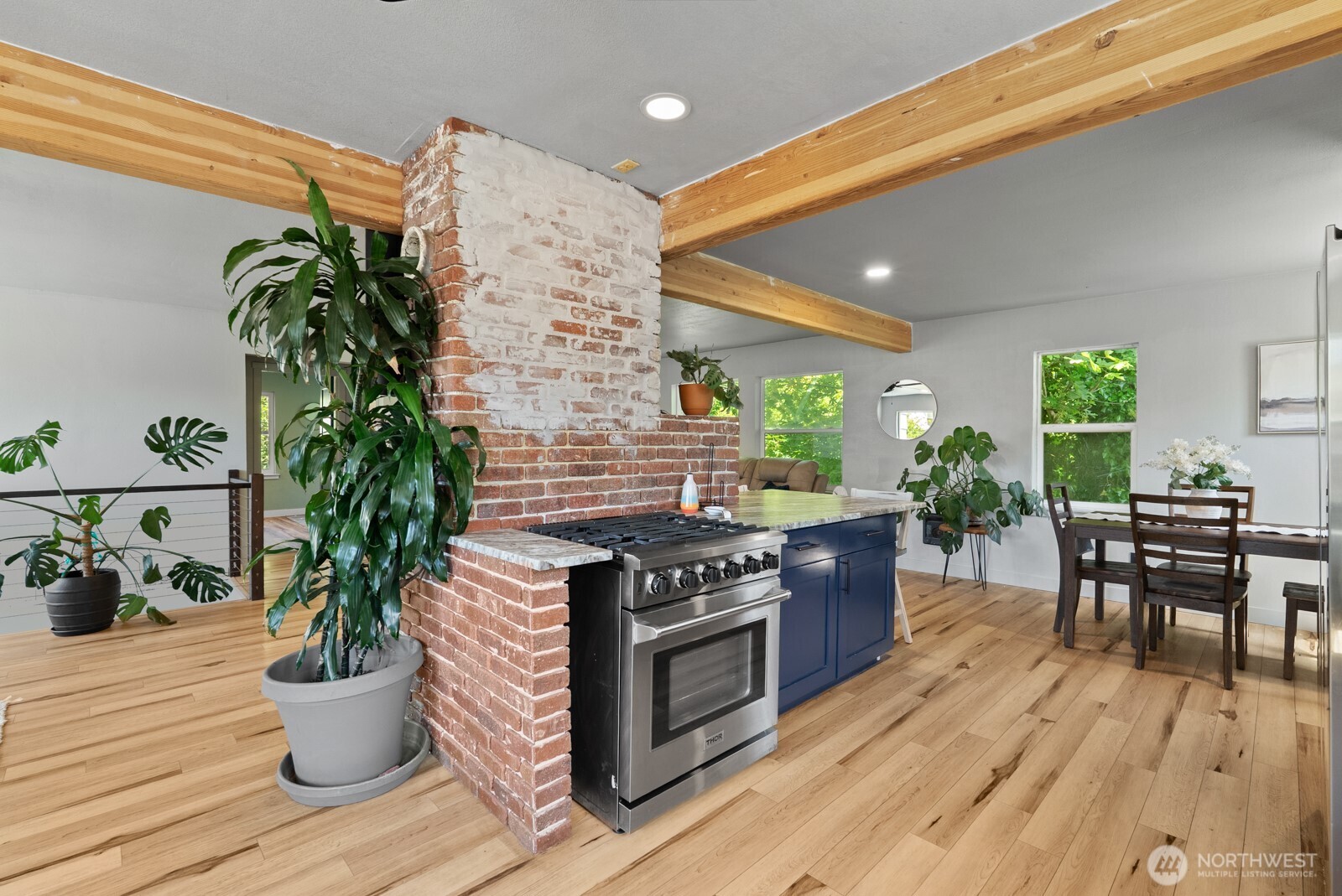 307 4th Street Steilacoom, WA 98388 - Photo 12 of 39 a kitchen with a table and chairs