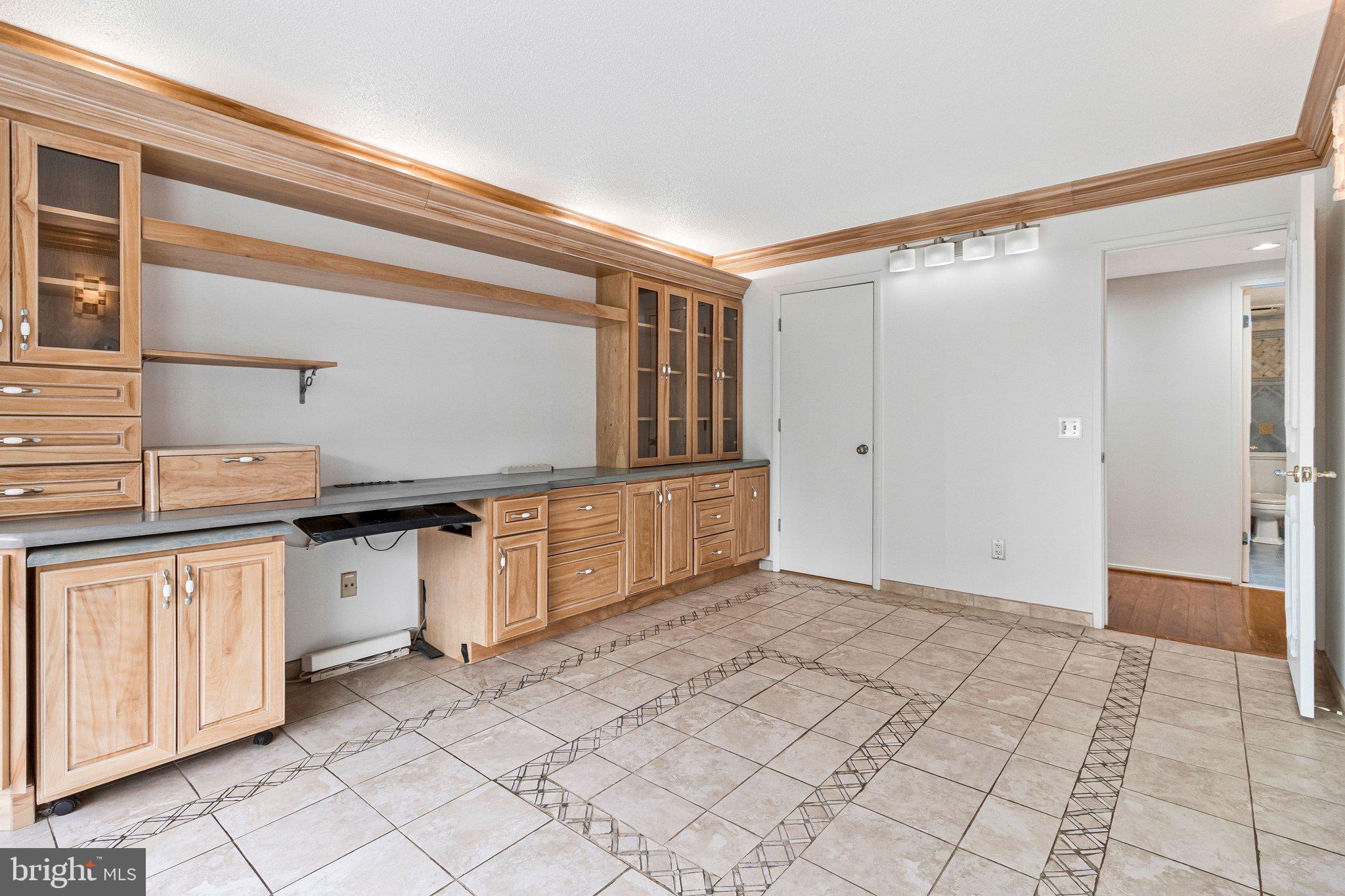 6101 Edsall Road, Unit 407 Alexandria, VA 22304 - Photo 29 of 54 Second Bedroom/Office