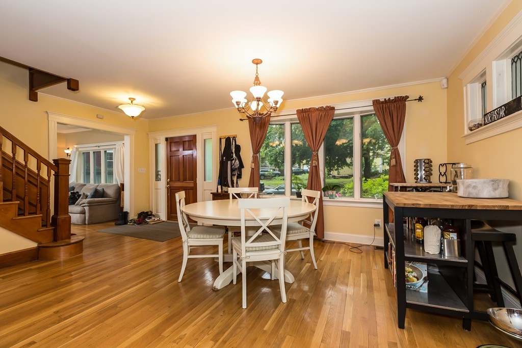 2 Barnes Road Newton, MA 02458 - Photo 6 of 22 Gallery Image 6