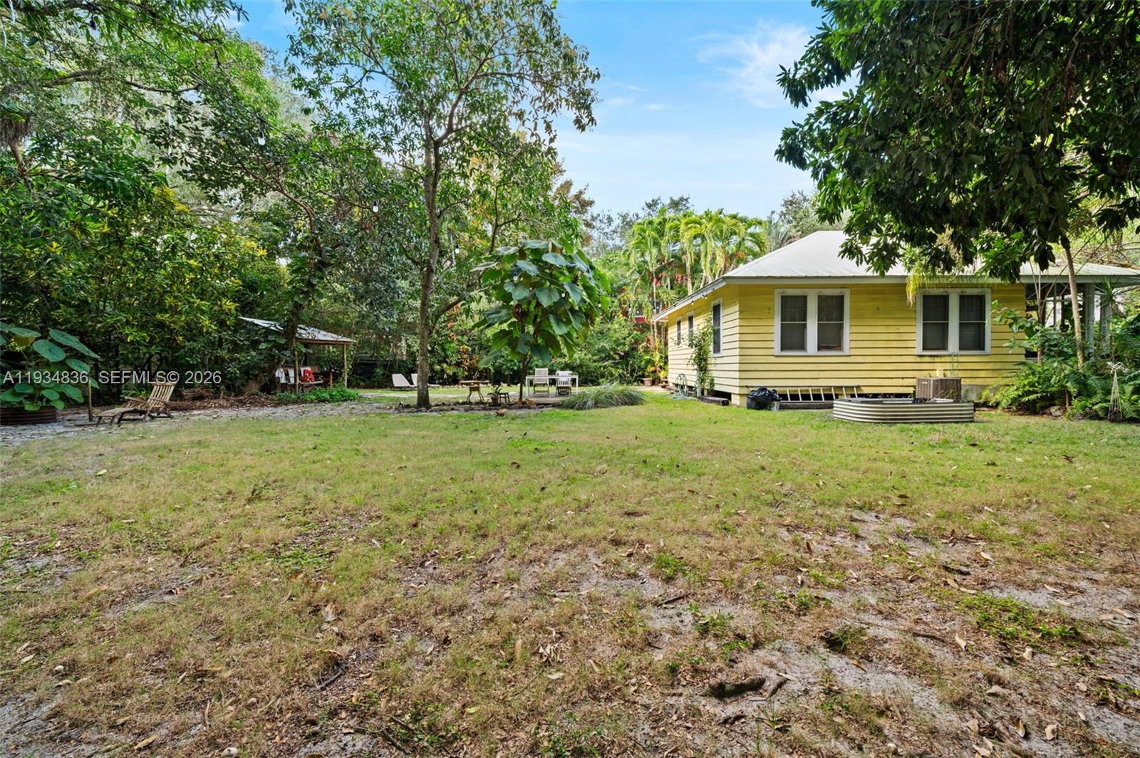 3972 Loquat Avenue Miami, FL 33133 - Photo 3 of 9