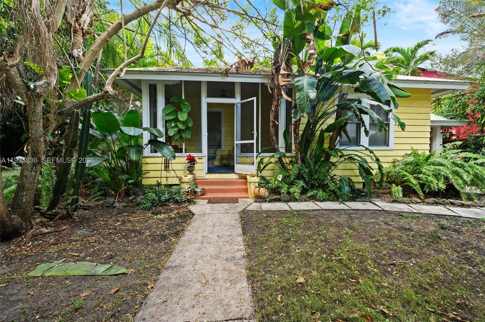 3972 Loquat Avenue Miami, FL 33133 - Photo 7 of 9