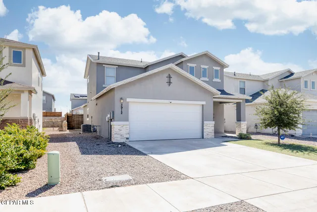 $309,900 | 3912 Desert Daze Place, El Paso, TX 79938