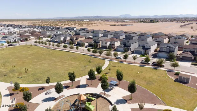 $309,900 | 3912 Desert Daze Place, El Paso, TX 79938