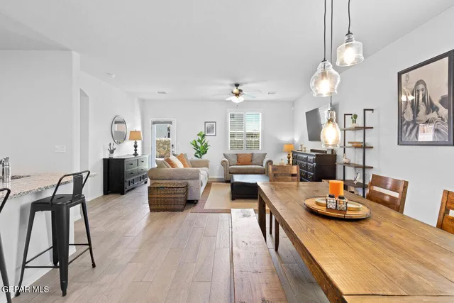 $309,900 | 3912 Desert Daze Place, El Paso, TX 79938