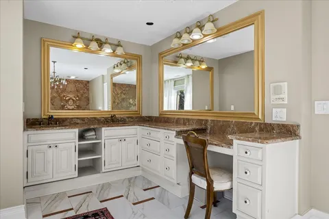 $1,350,000 | 2045 Kipling Court, Highland Park, IL 60035