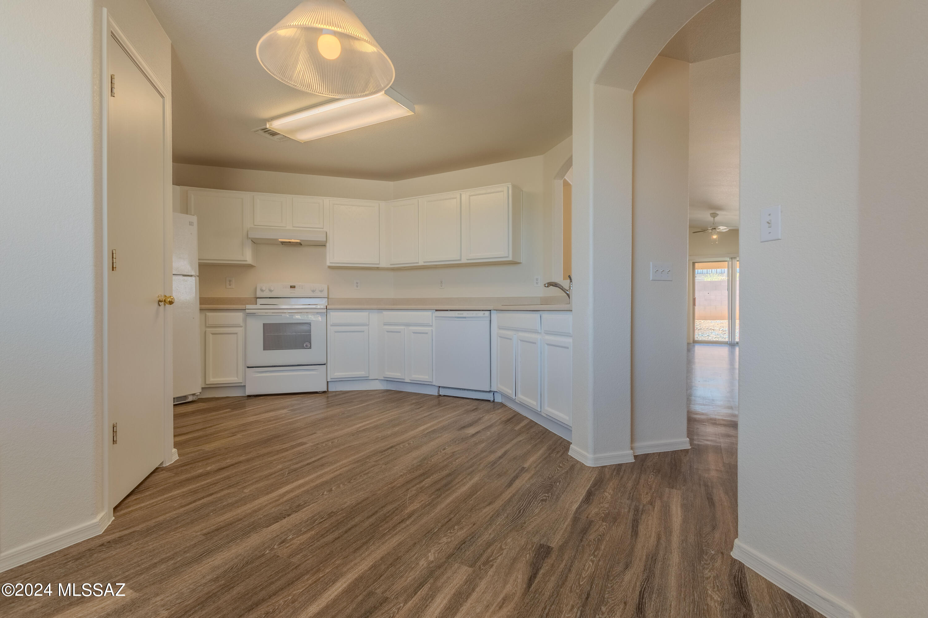 1325 North Wildcat Diers Road Tucson, AZ 85745 - Photo 9 of 25