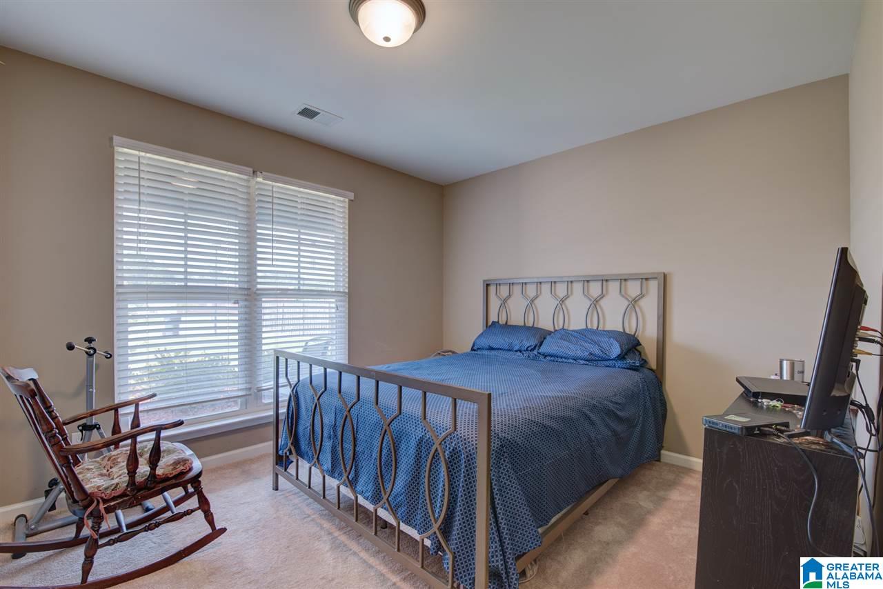 197 Hampton Drive Calera, AL 35040 - Photo 15 of 21