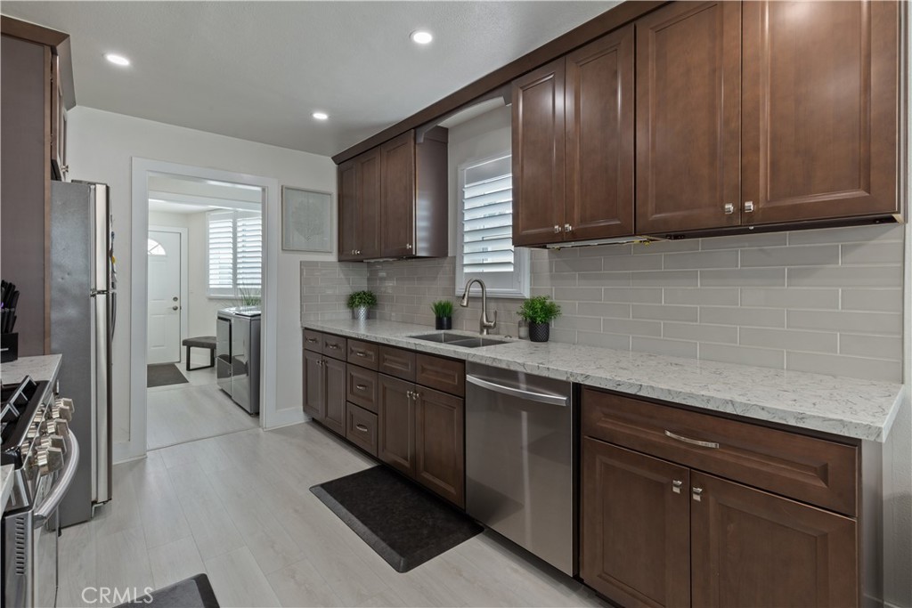 834 South Riverside Avenue Rialto, CA 92376 - Photo 13 of 30 Kitchen