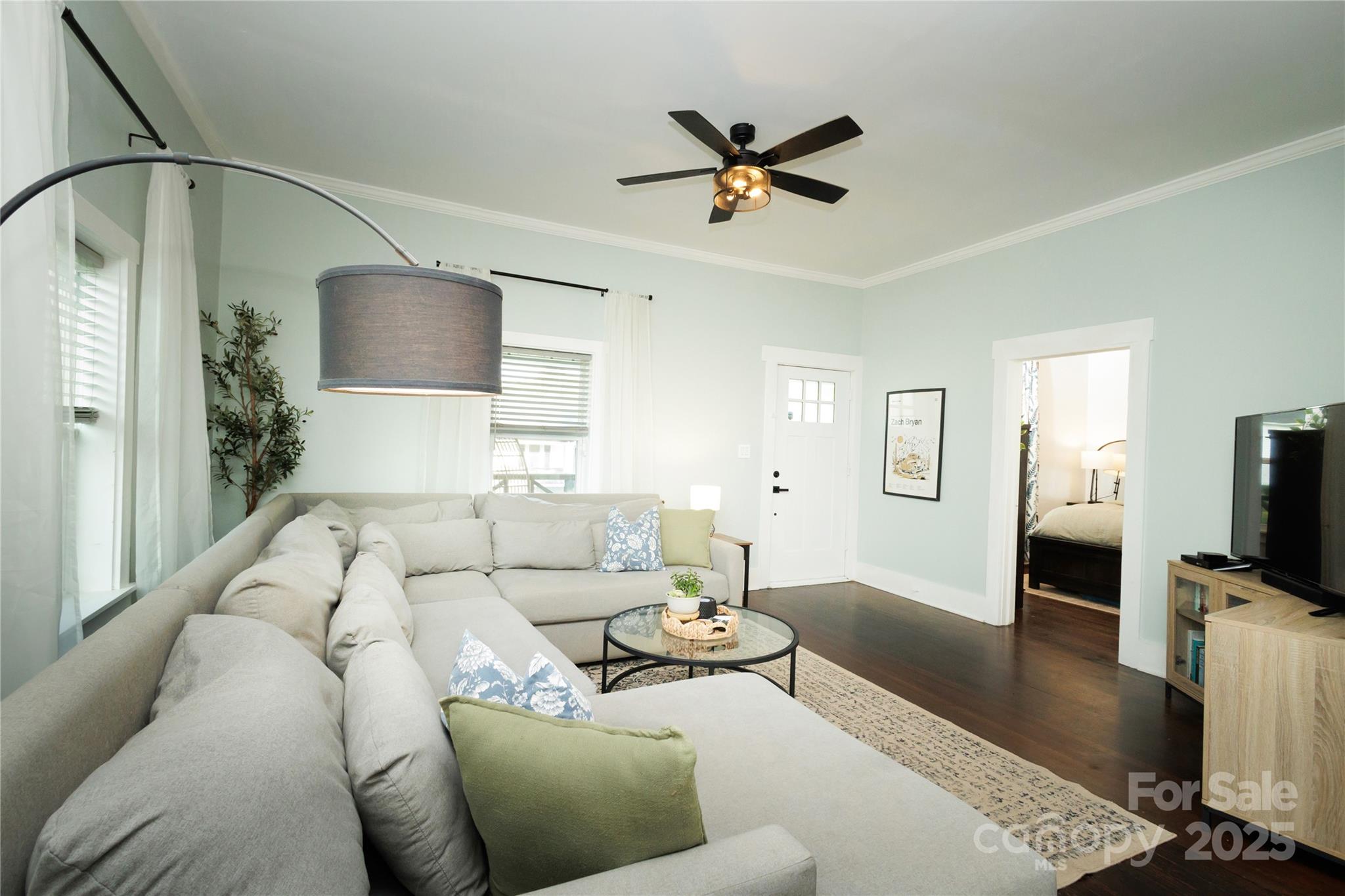 Gallery Image 6