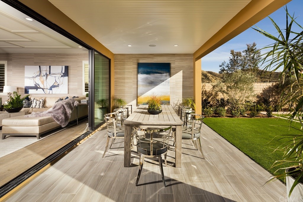 19022 Sark Place Saugus, CA 91350 - Photo 6 of 12