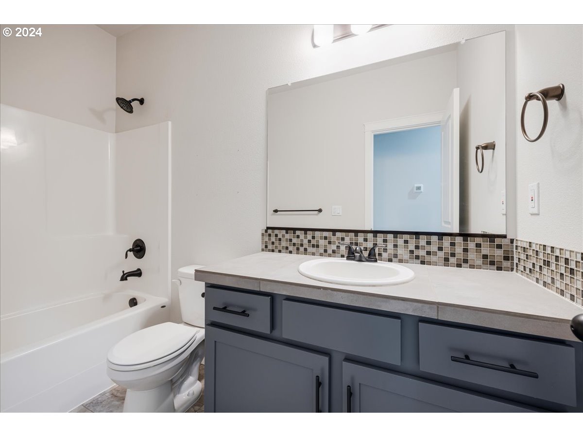503 Merlot Street Amity, OR 97101 - Photo 26 of 36 Gallery Image 26