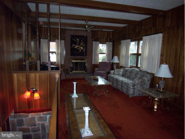 1604 Marsh Road Wilmington, DE 19803 - Photo 3 of 20 Gallery Image 3