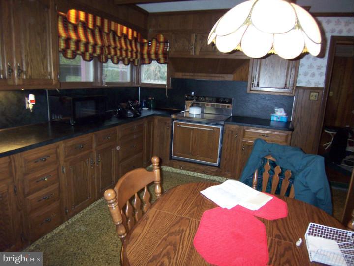 1604 Marsh Road Wilmington, DE 19803 - Photo 4 of 20 Gallery Image 4