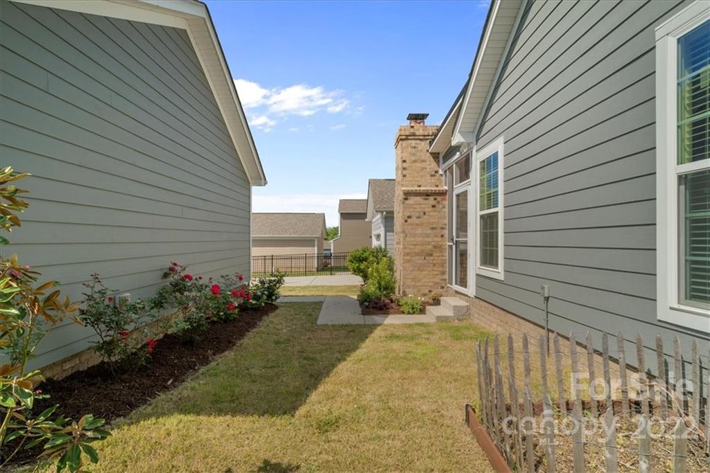 4036 Whittier Lane Tega Cay, SC 29708 - Photo 41 of 48 Gallery Image 41