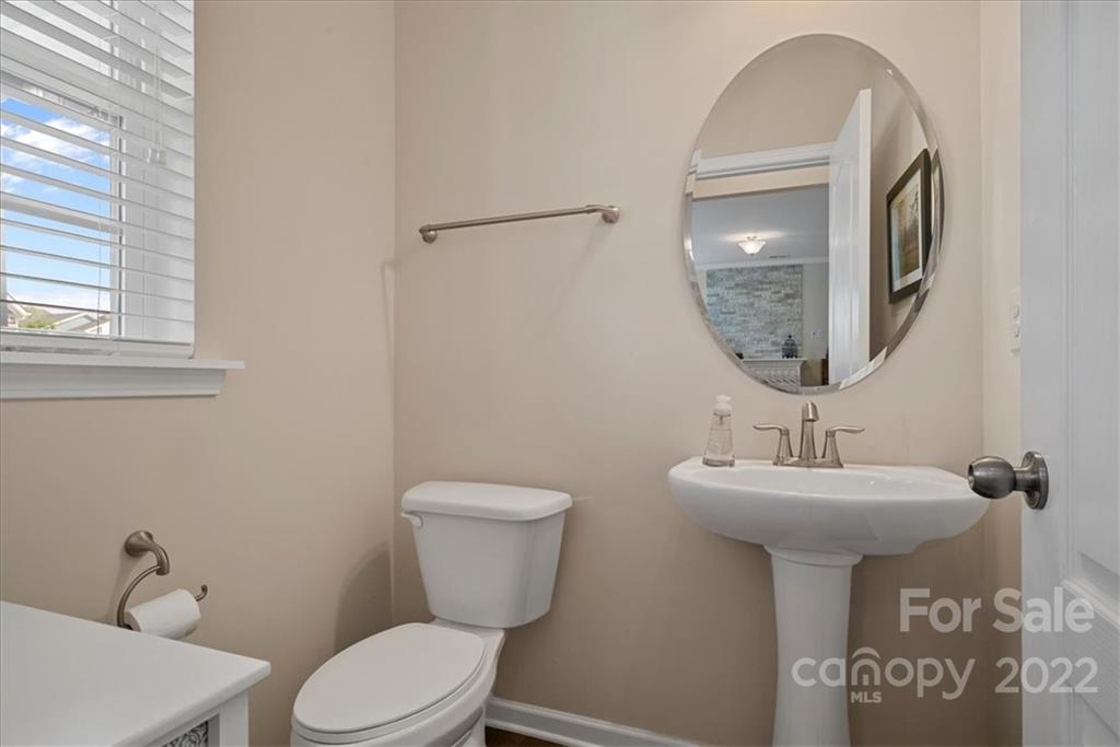 4036 Whittier Lane Tega Cay, SC 29708 - Photo 9 of 48 Gallery Image 9