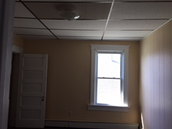 75 Esther Street Worcester, MA 01607 - Photo 14 of 26 Gallery Image 14