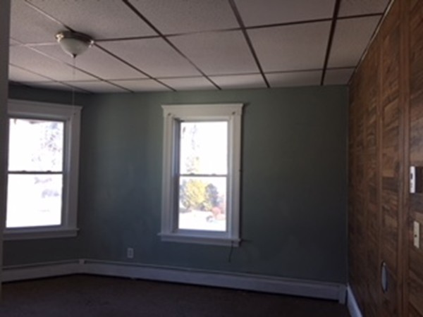 75 Esther Street Worcester, MA 01607 - Photo 5 of 26 Gallery Image 5