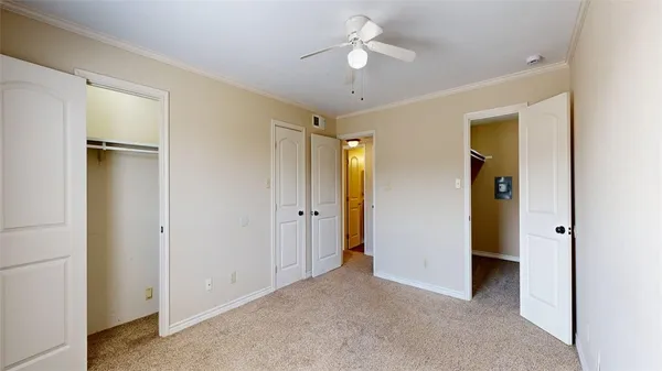 $900 | 904 University Oaks Boulevard, Unit 20, College Station, TX 77840