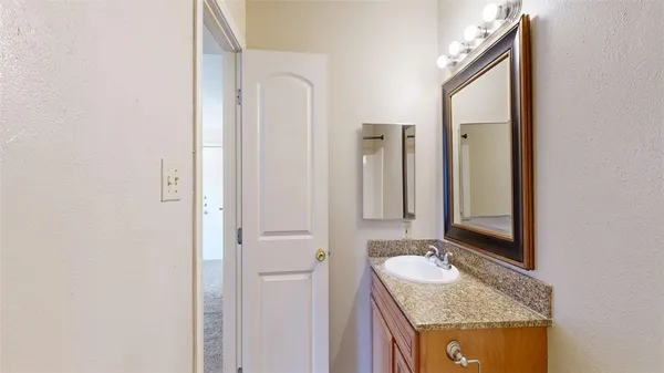 $900 | 904 University Oaks Boulevard, Unit 20, College Station, TX 77840