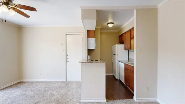 $900 | 904 University Oaks Boulevard, Unit 20, College Station, TX 77840