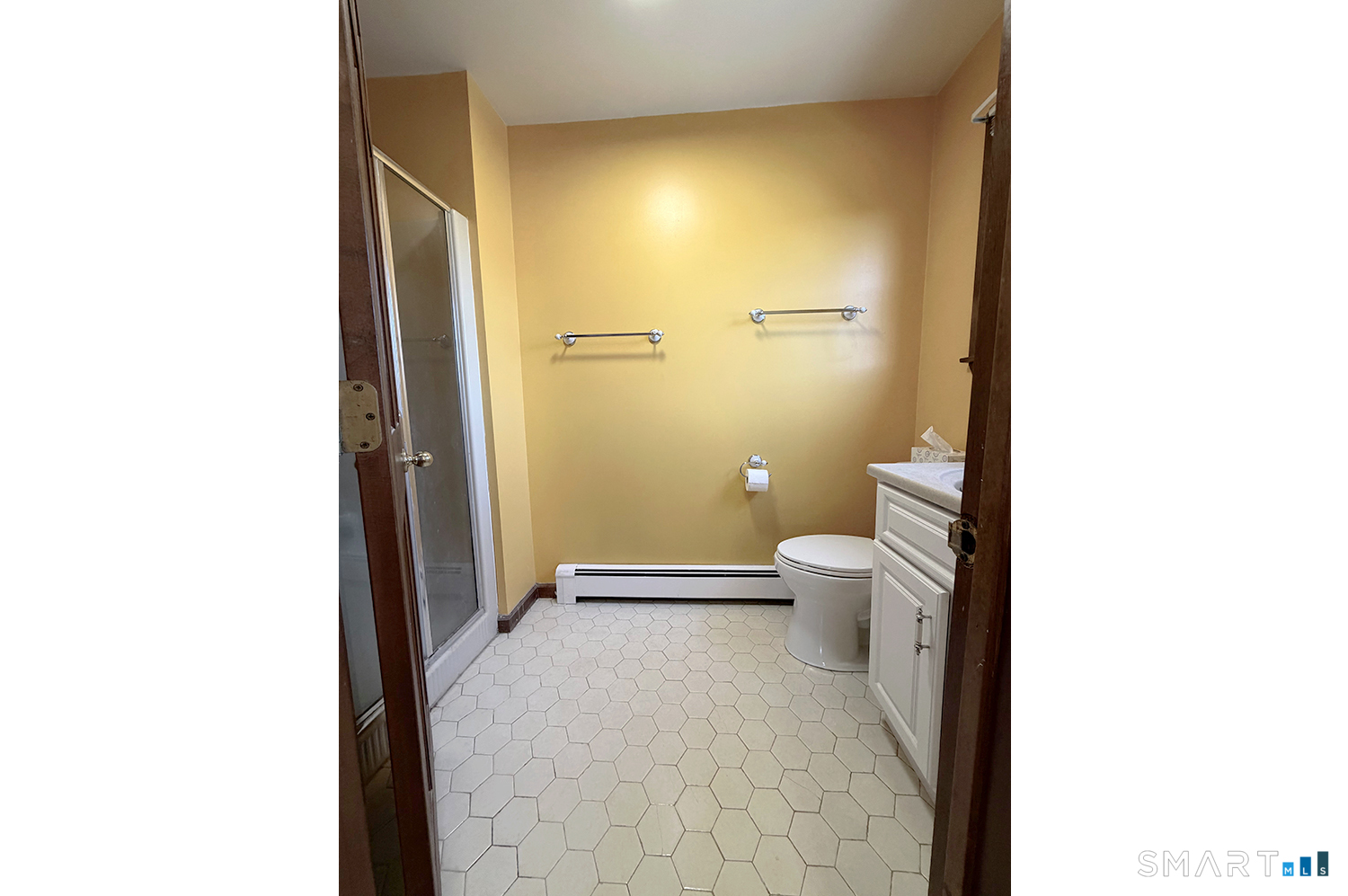 1822 Stratfield Road Fairfield, CT 06825 - Photo 13 of 20